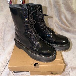 Dr. Martens JADON HI RAINBOW PATENT PLATFORM BOOTS